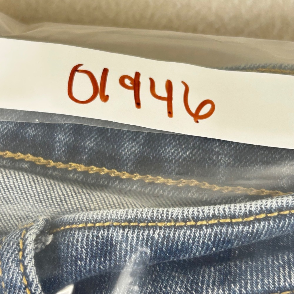 Old Navy Rockstar Super Skinny‎ Jeans Womens 8 Med Wash Distressed Ripped Denim - Picture 12 of 12